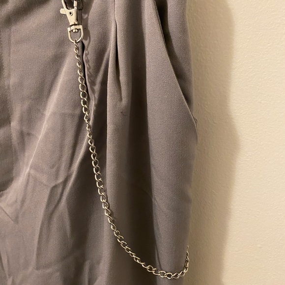 H&M Light Grey Trousers with Chain - Picture 3 of 7